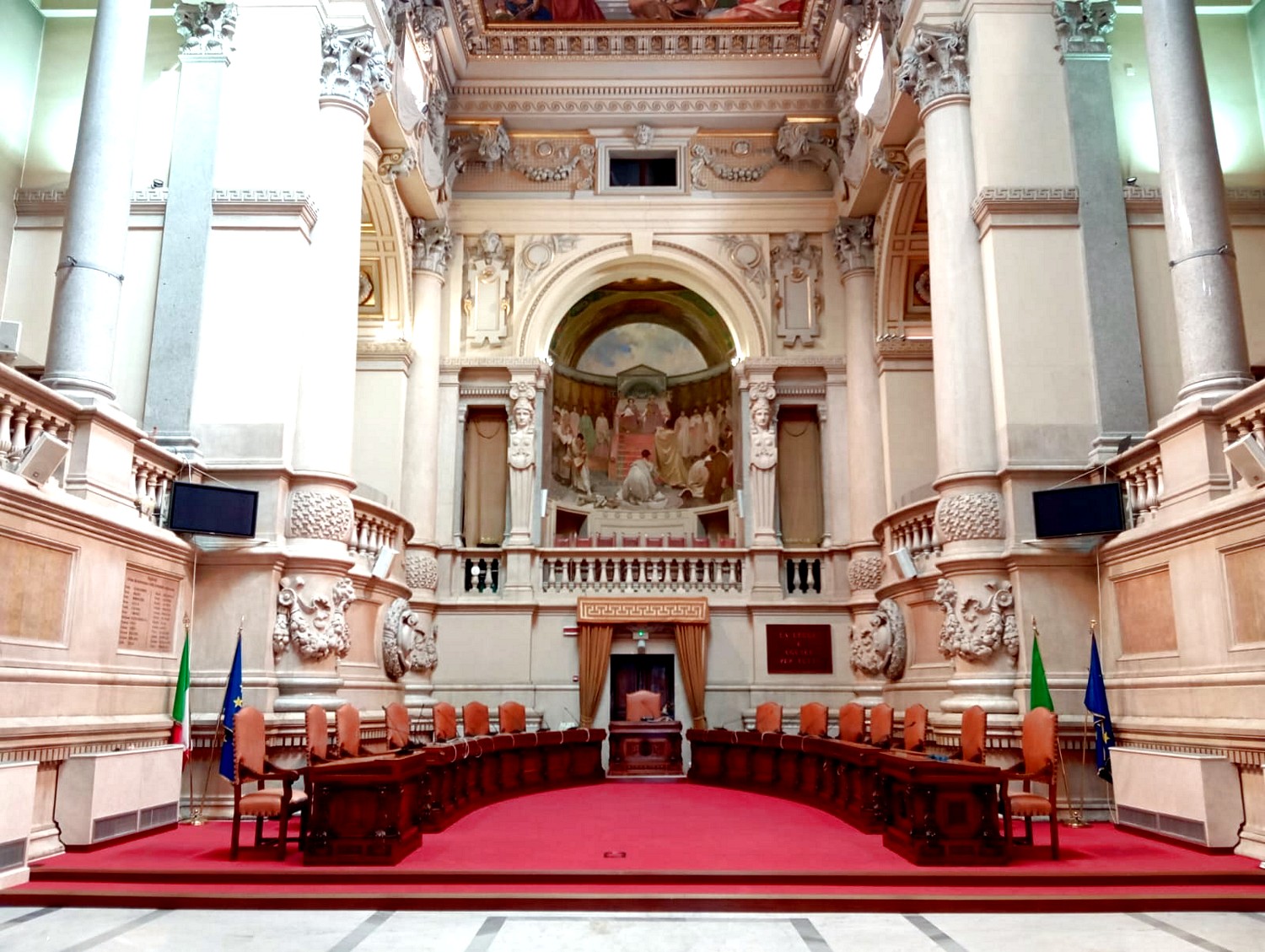 Aula-Magna-e-Aule-Multimediali-010