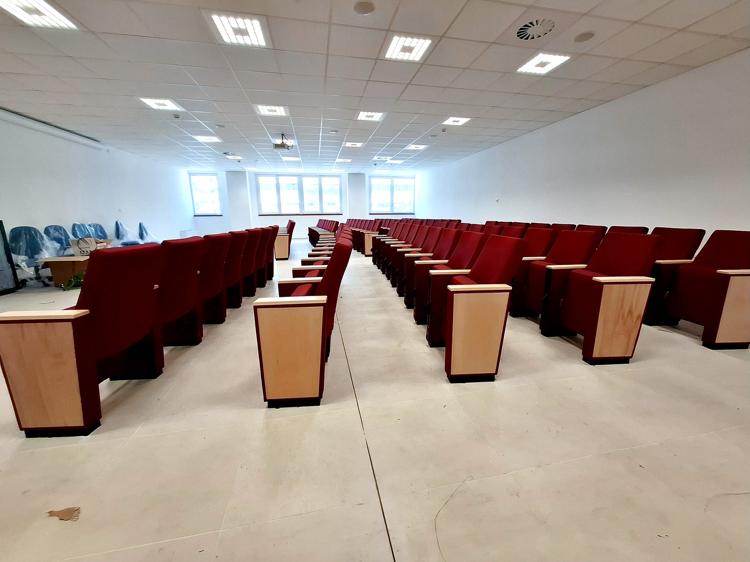 Aula-Magna-e-Aule-Multimediali-03